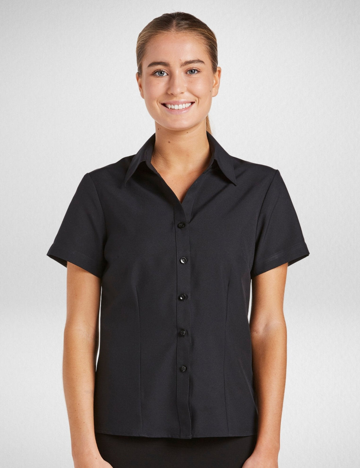 Women's Climate Smart Semi Fit Short Sleeve Shirt in Black